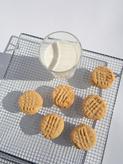 Peanut Butter Sandie Cookies